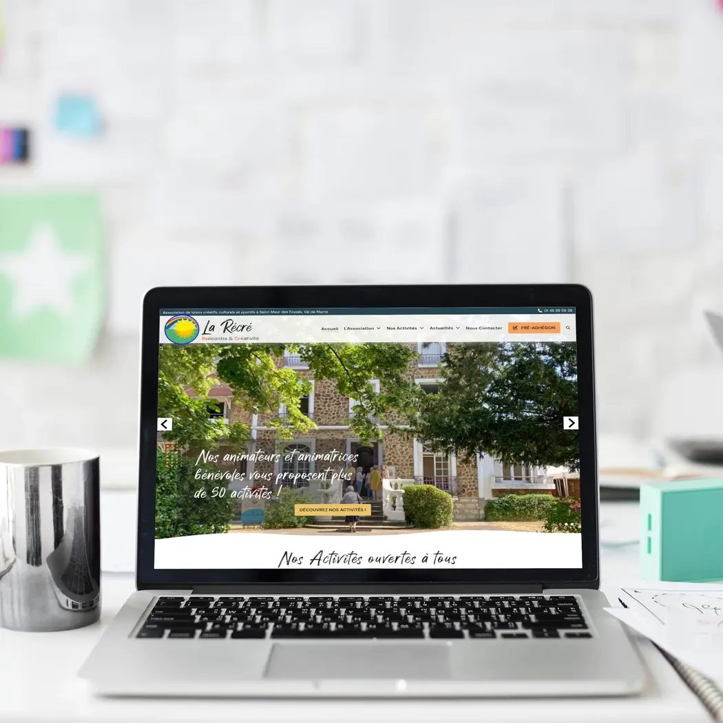 Mockup du site la recre association